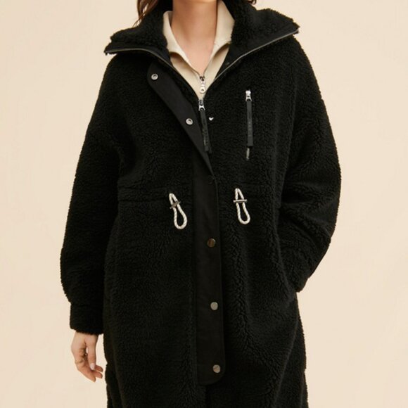Varley Sherpa Jones Coat in Black - Picture 1 of 4